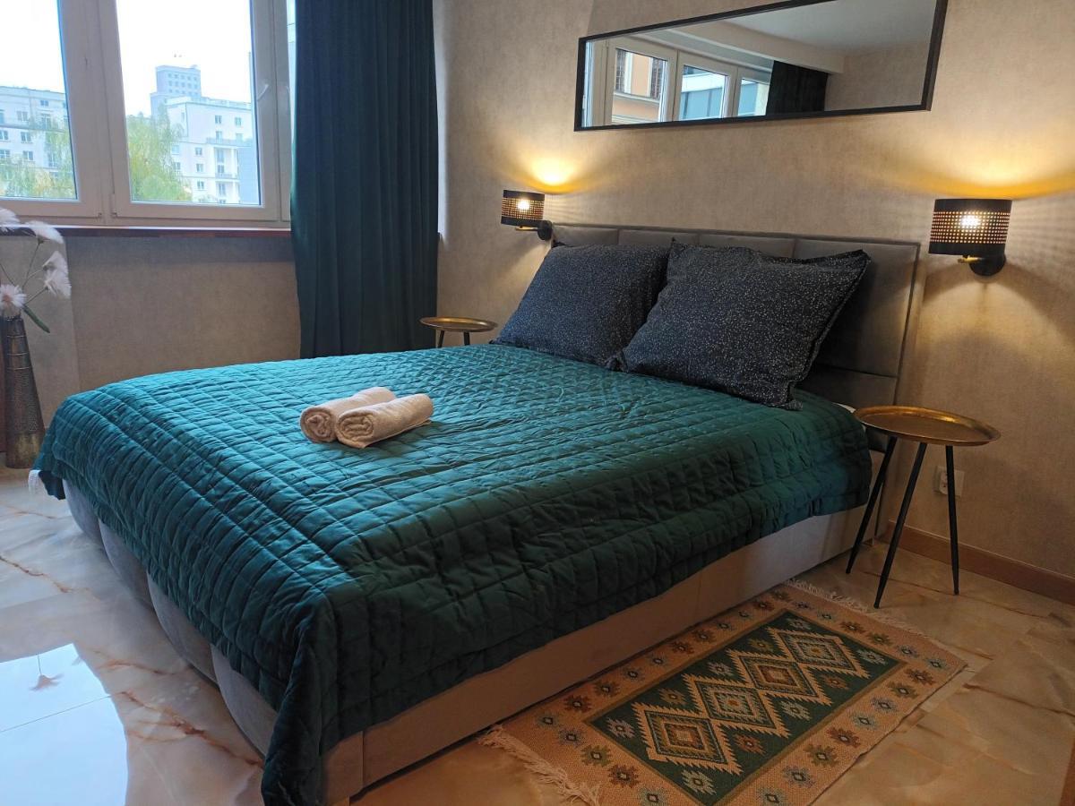 Green Apartament W Centrum Варшава Екстериор снимка