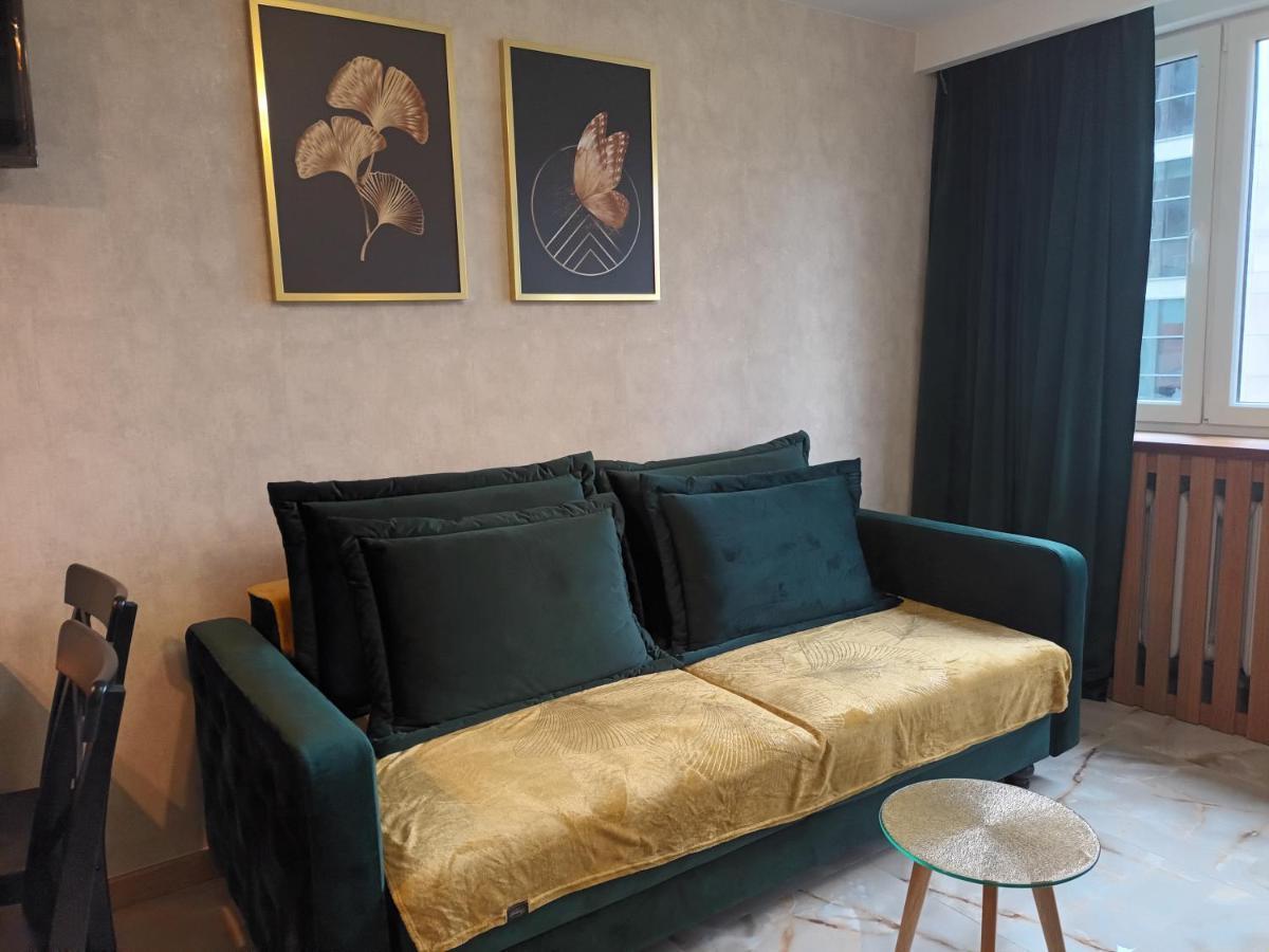 Green Apartament W Centrum Варшава Екстериор снимка